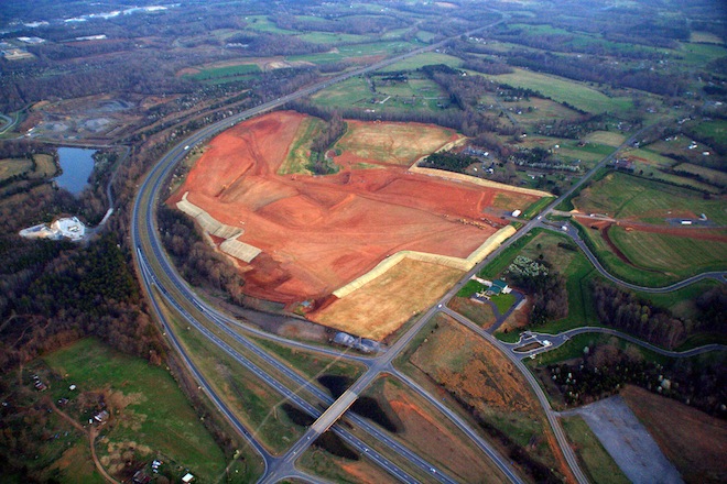 Wired Scores Exclusive Aerial Photos of Apple's 'Area i51' | Wired Enterprise | Wired.com