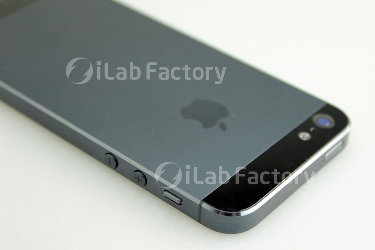 New purported next-generation iPhone parts photos show fully assembled device | 9to5Mac | Apple Intelligence