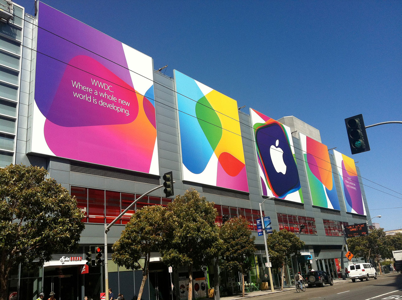Moscone Center Gets Ready for WWDC - Apple Gazette Metreon WWDC