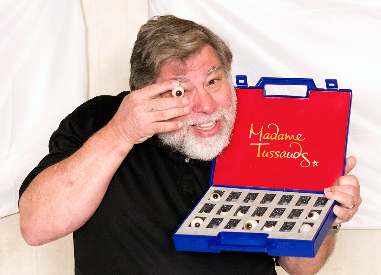 Steve Wozniak wax sitting