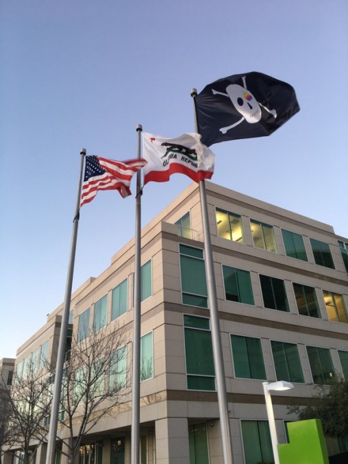 Apple Campus Pirate Flag